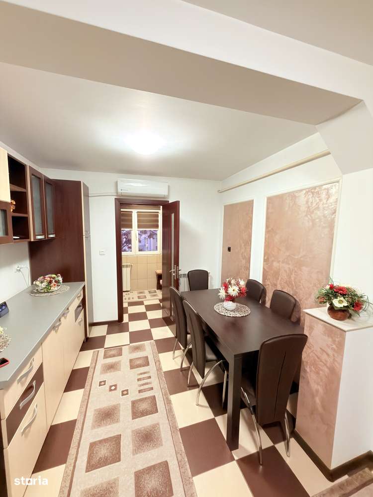 Apartament complet renovat foarte spatios Piata Mare-9