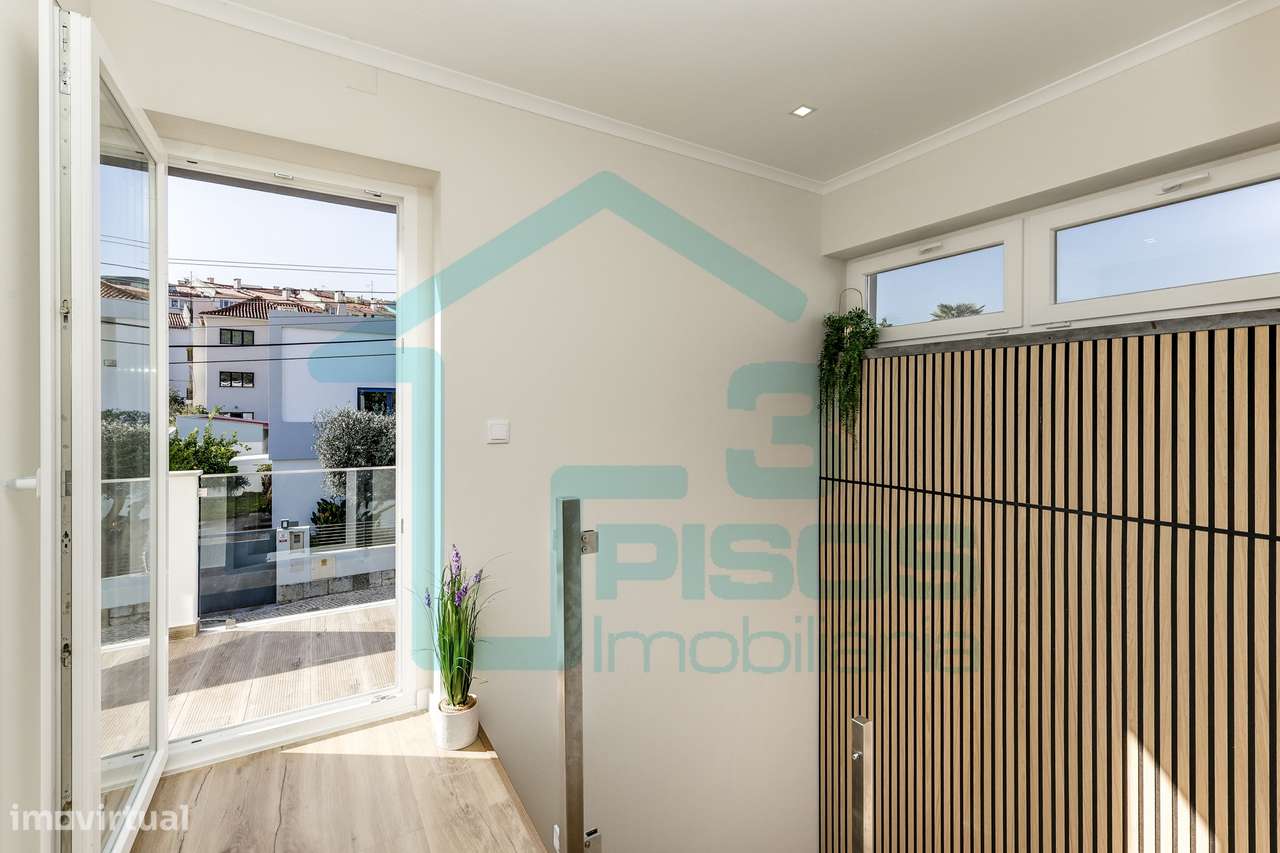 Moradia T4 isolada com terraço, jardim - Caxias - Oeiras-22