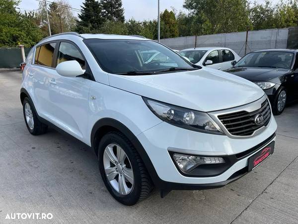 Kia Sportage 1.7 CRDI 2WD Attract - 2