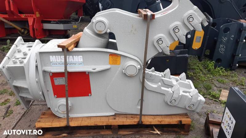 Crusher Beton excavator - 1