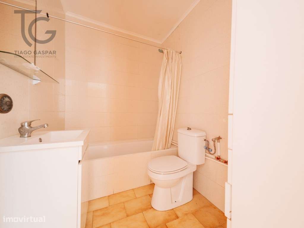 Apartamento T3 com 2 WC nas Caldas da Rainha-20
