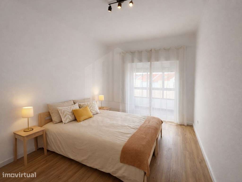 Moradia t6, totalmente renovada, charneca da Caparica /a minutos da...-11