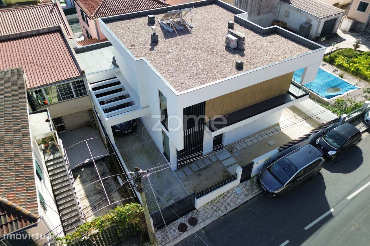 Moradia T3 Famões-54