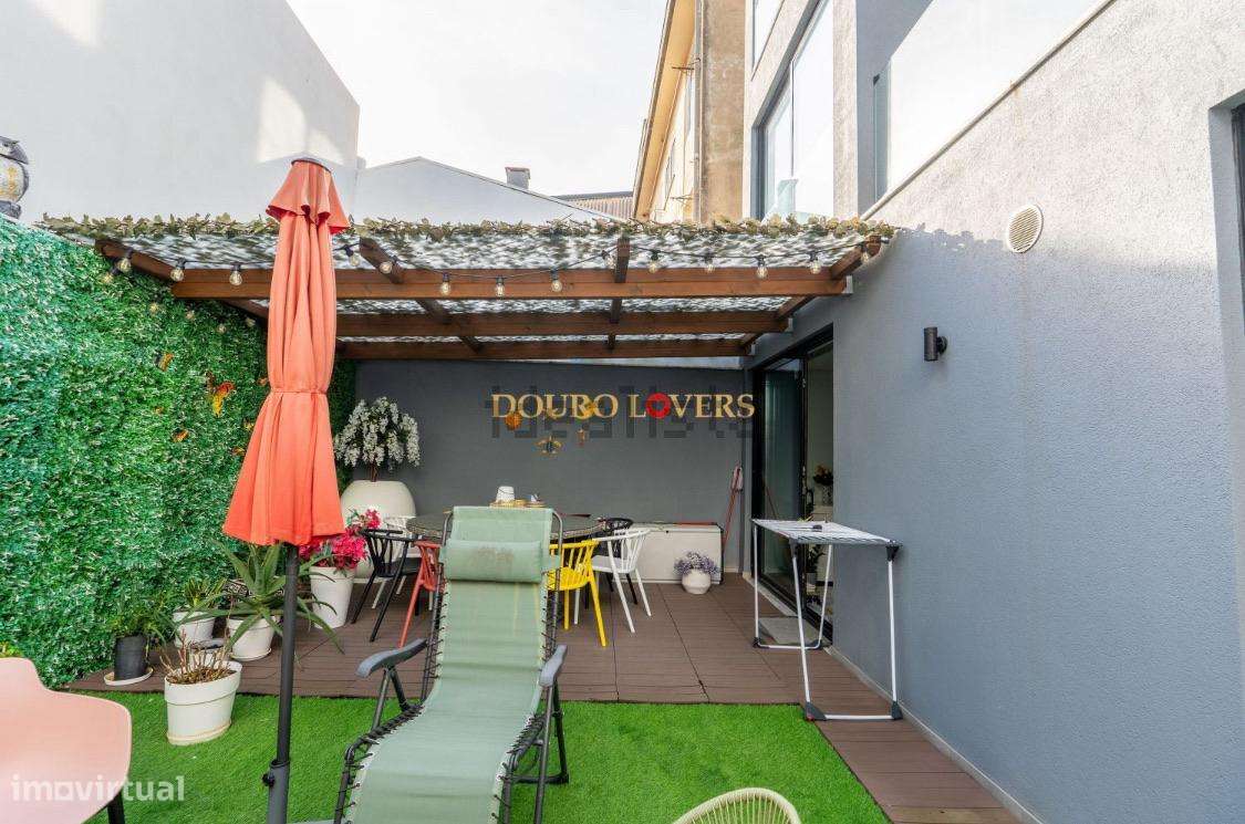 T2 +1 com Terraço  Zona Histórica Leça da Palmeira-9