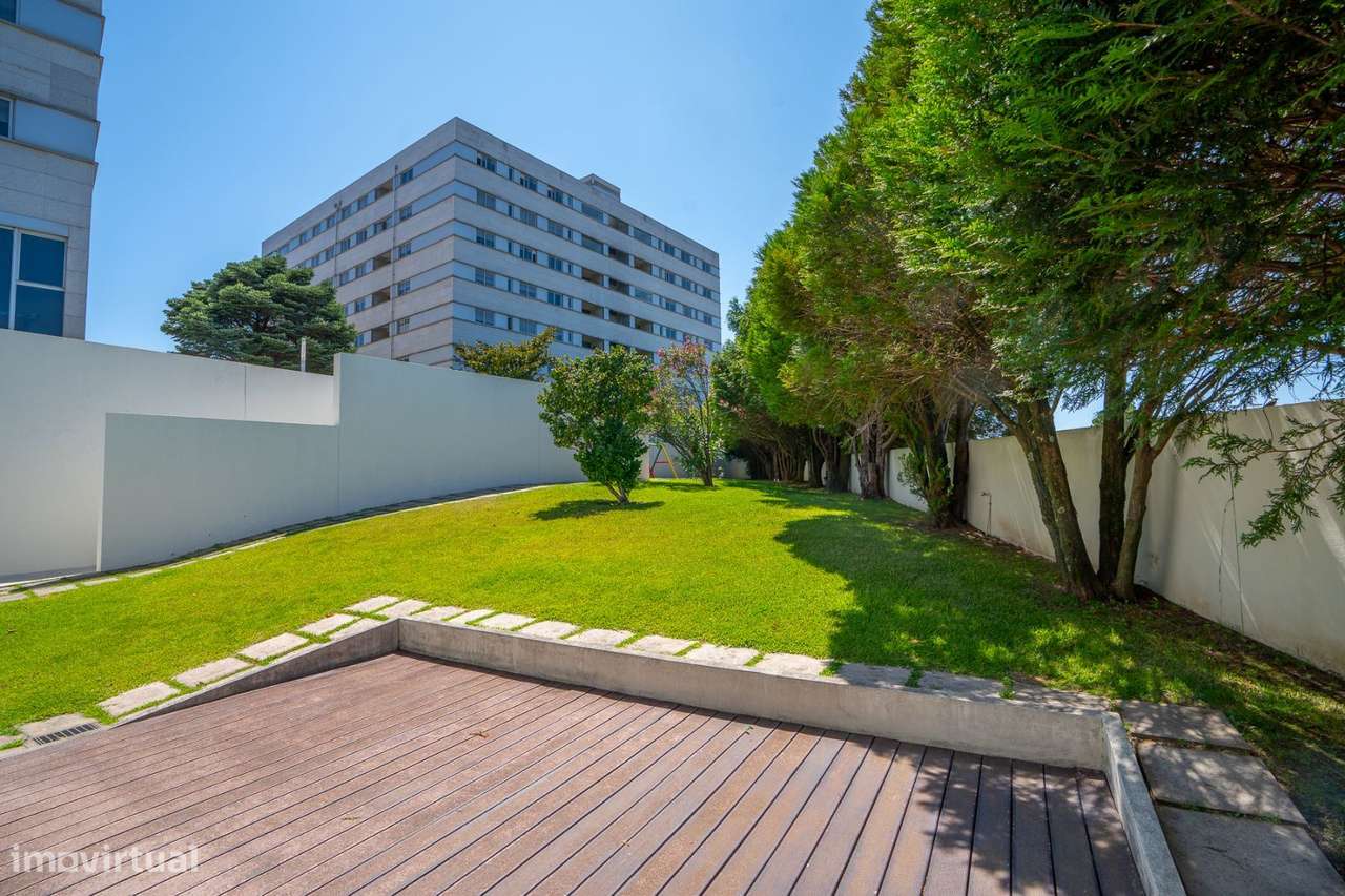 Moradia V3+1 no Centro da Maia - Grande imagem: 4/25