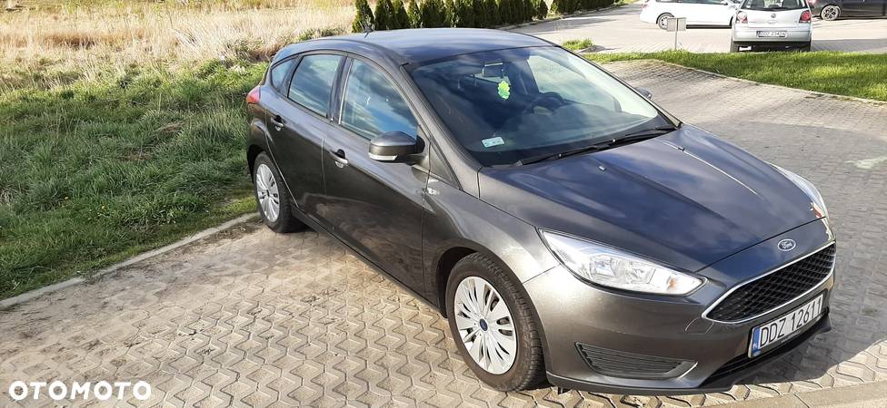 Ford Focus 1.6 Trend - 2