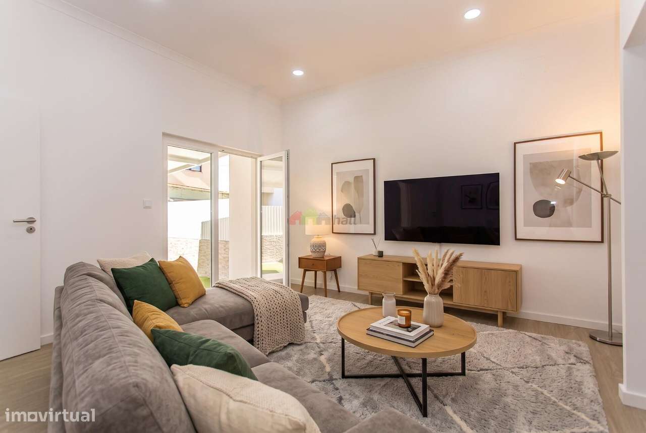 Apartamento T1 Totalmente Remodelado com Terraço Privativo (45 m2)-20