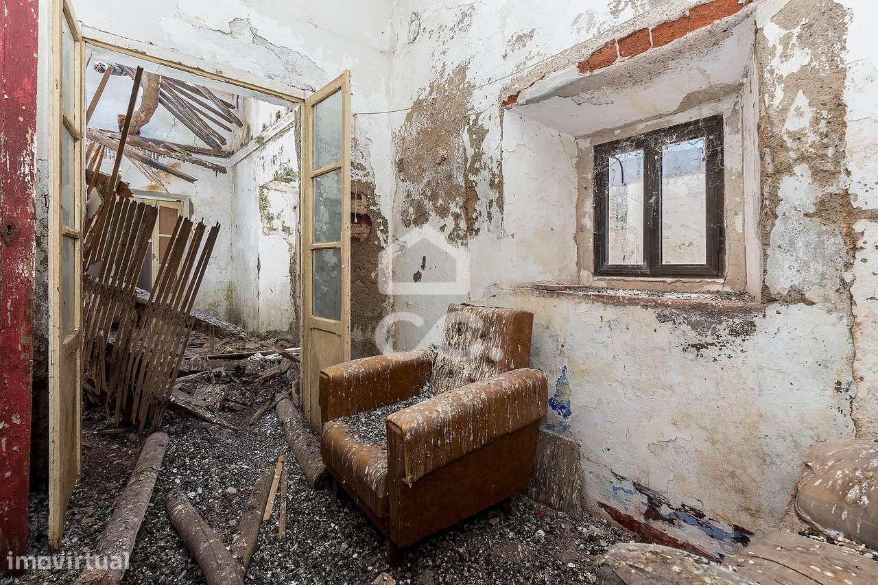 Apartamento T2 de 1º andar em Edifício Centenário Bifamiliar | Borba, - Grande imagem: 5/19