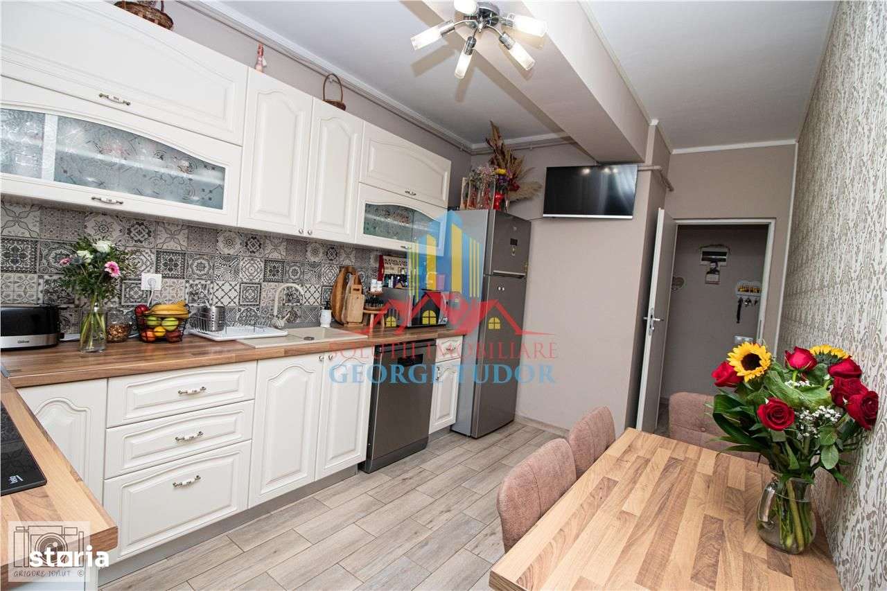 Apartament 3 camere + mansarda, 176 mp,  Str. Tineretului Nr 66,  Chia-13