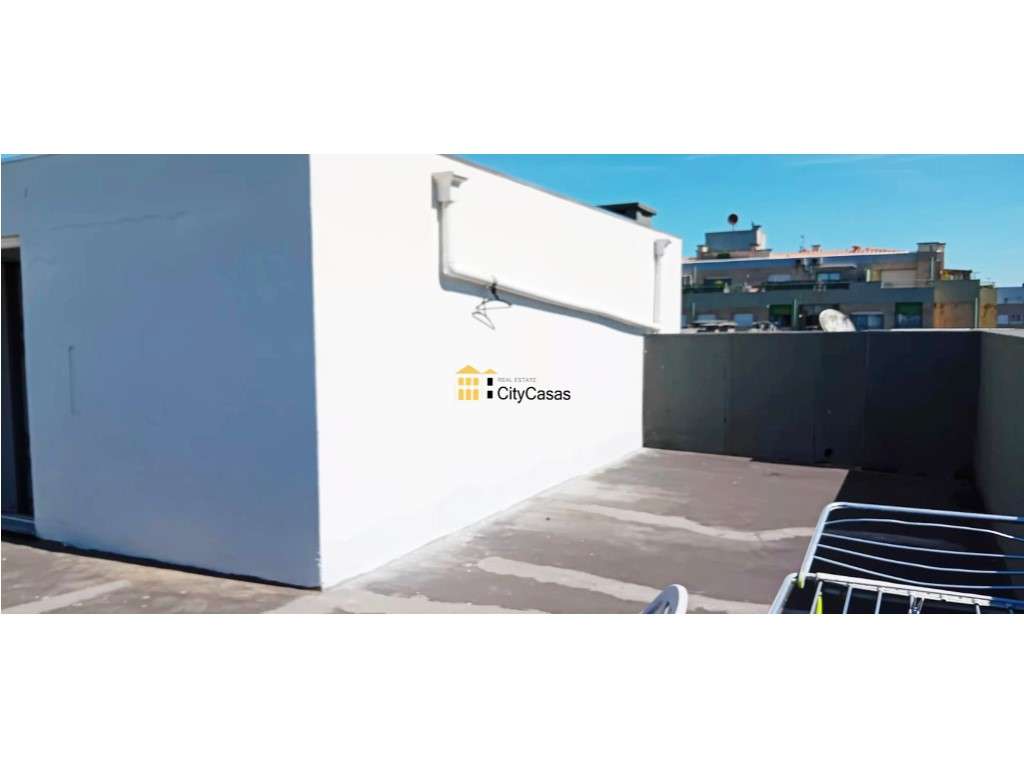 Apartamento T3 c/ L. Garagem | Águas Santas-14