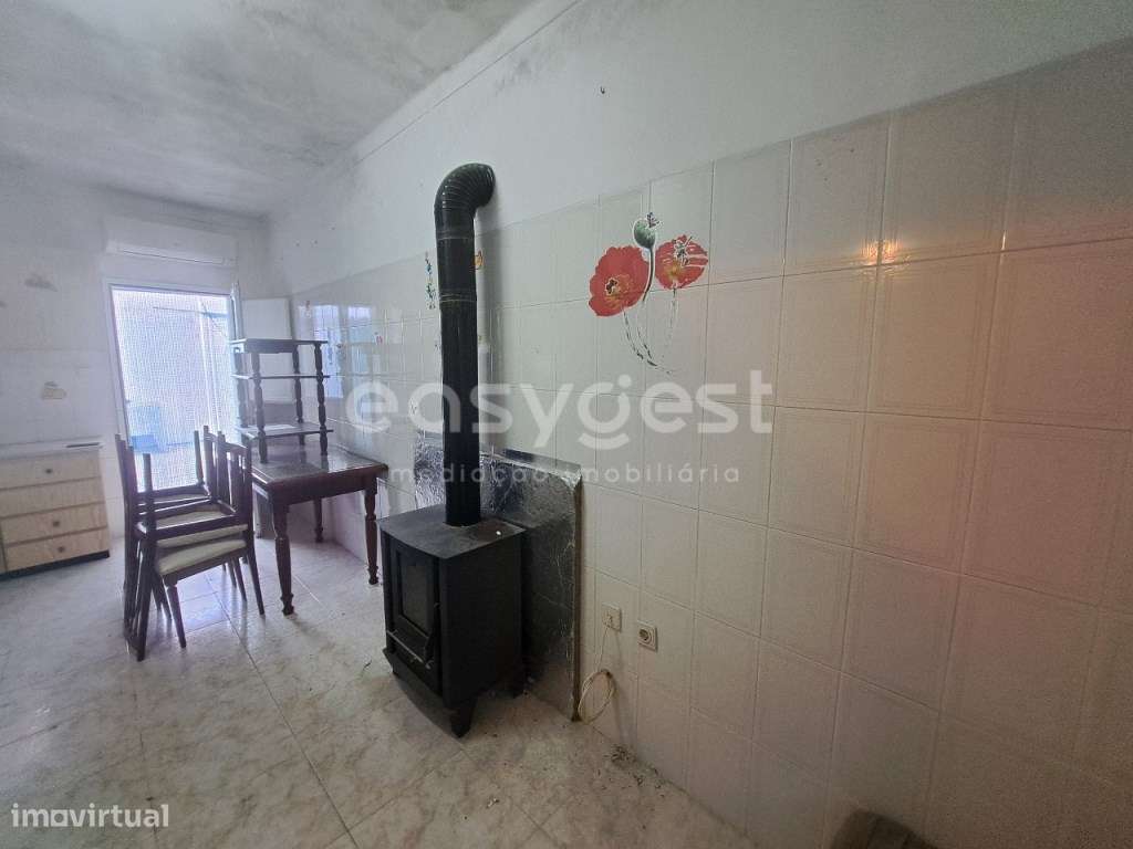 Moradia a nível do Rês do Chão localizada na bonita Localidade de S... - Grande imagem: 5/20