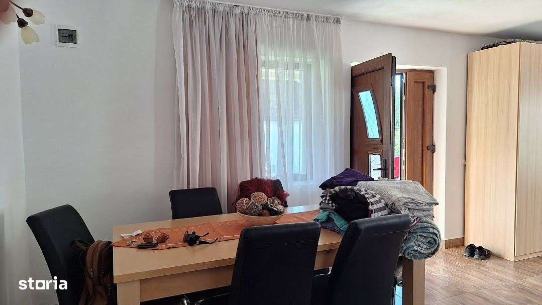 Casa de Vanzare Corbeni- Oestii- Arges-5