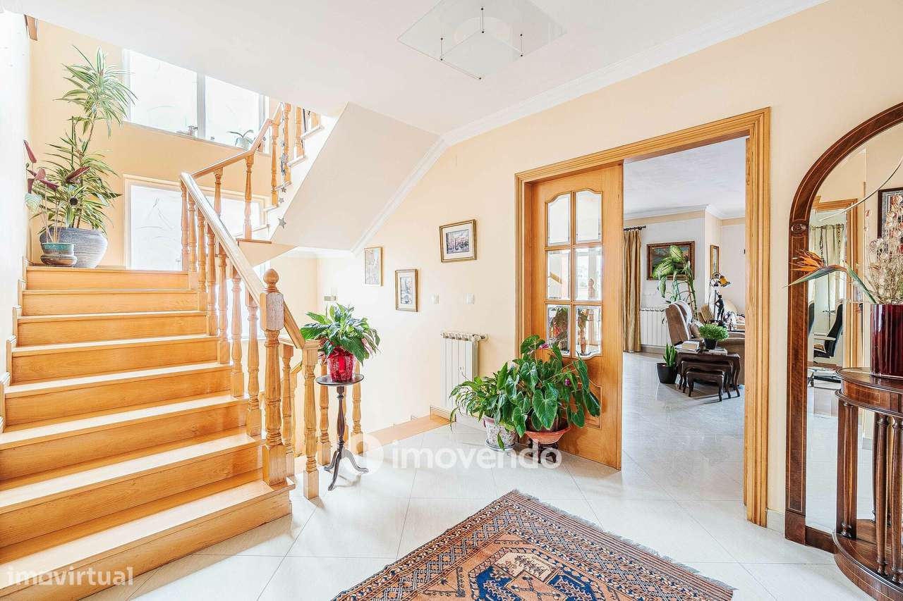 Moradia T4 de luxo, com jardim e garagem, em Alcabideche - Grande imagem: 4/60