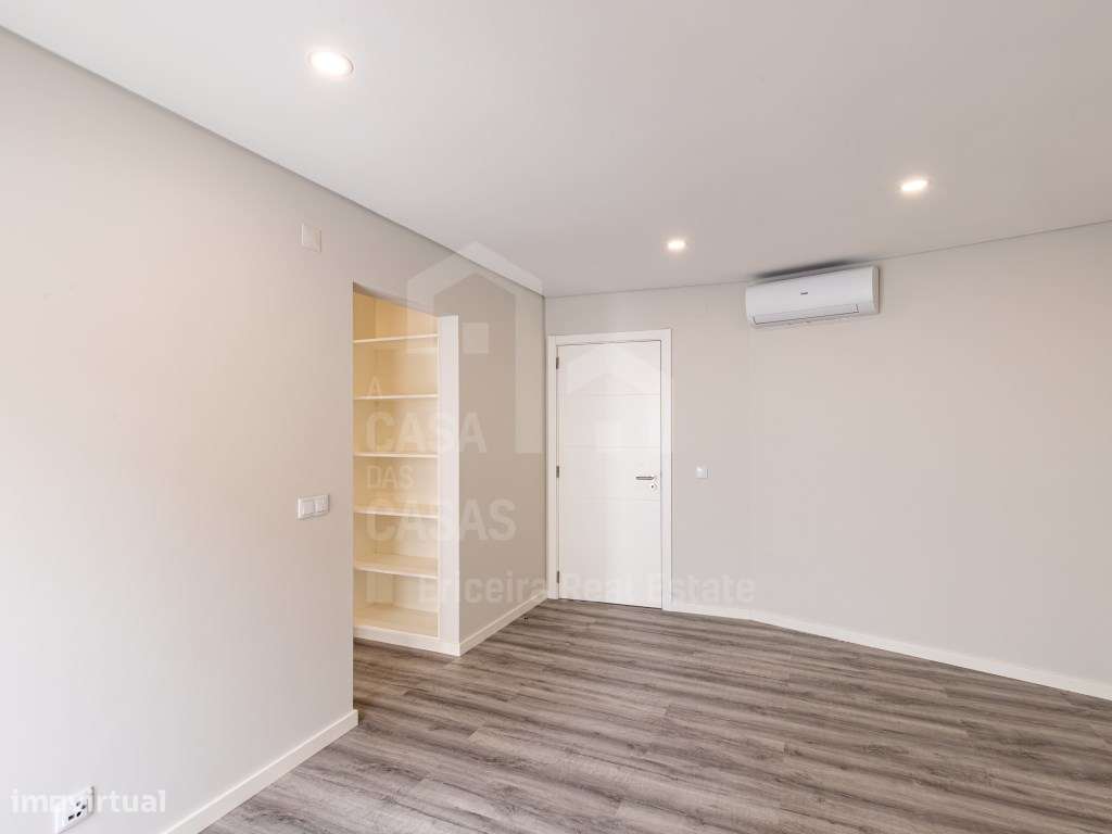 Vende Moradia T5 - Malveira 9km, A Casa das Casas-23