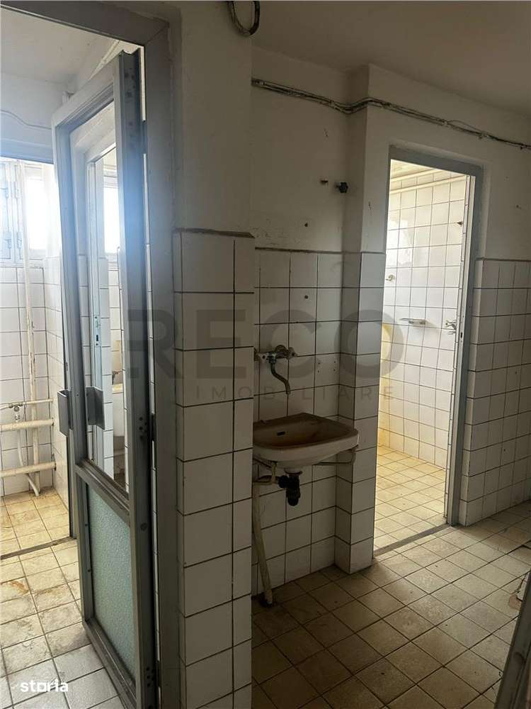 Reco Spatiu comercial Oradea - Imagine principală: 5/7