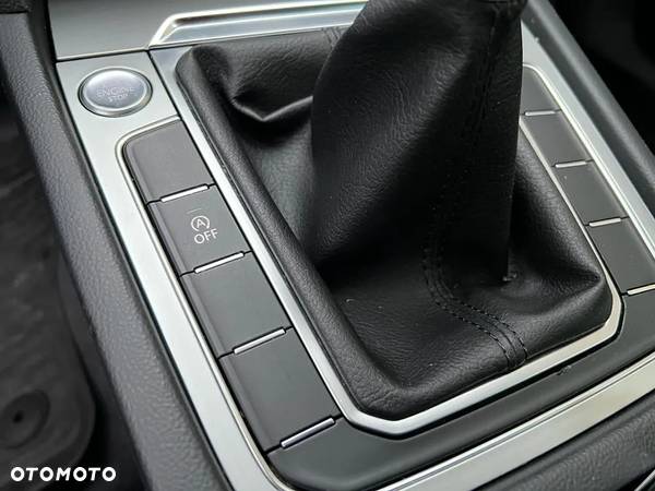Volkswagen Passat Variant 1.6 TDI (BlueMotion Technology) Comfortline - 25