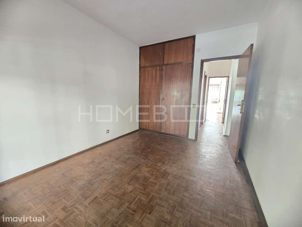 Apartamento T3  em Setúbal com varanda-14