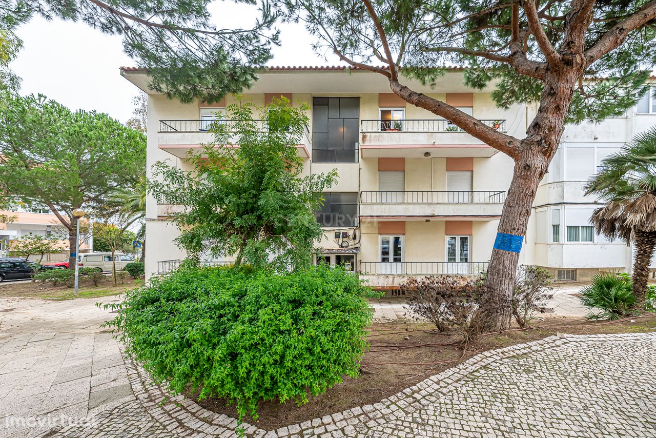 Apartamento T3 para venda em Carcavelos