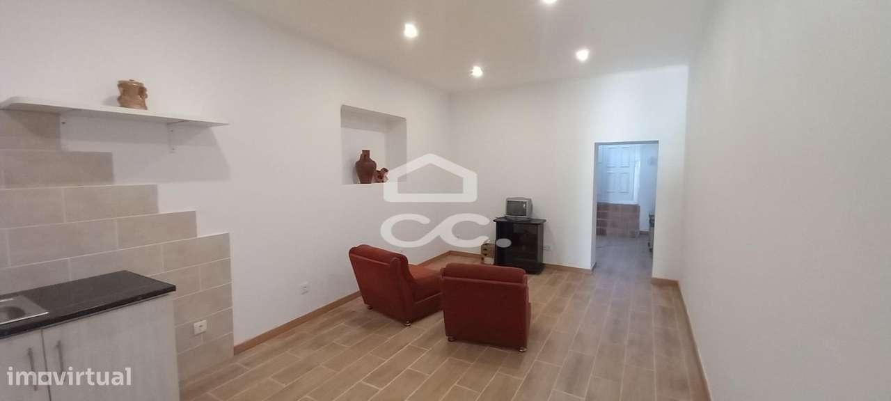 Moradia Renovada T2 em Beringel-5