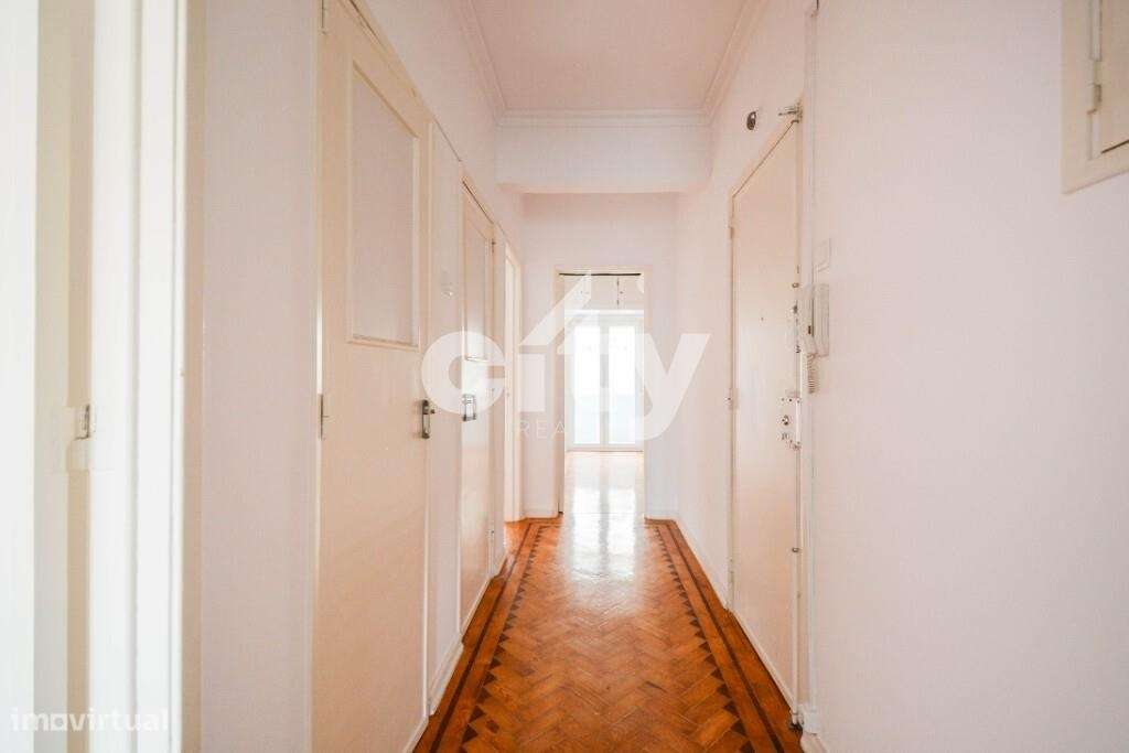 T2 COM COZINHA EQUIPADA JUNTO AO CAMPO PEQUENO - Grande imagem: 5/31