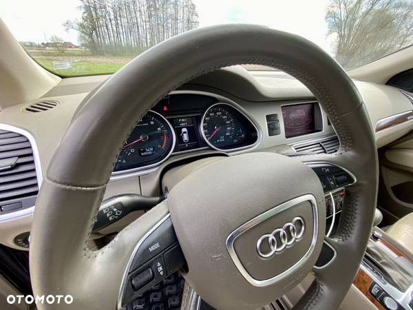 Audi Q7 3.0 TFSI Quattro Tiptronic - 27