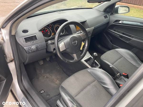 Opel Astra II 1.8 Comfort - 15