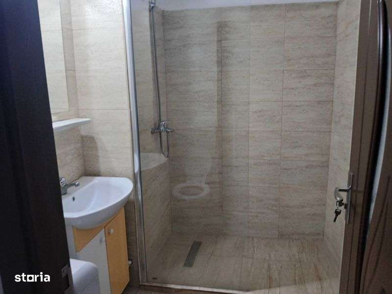 Imobil de vanzare cu doua camere - Imagine principală: 5/8