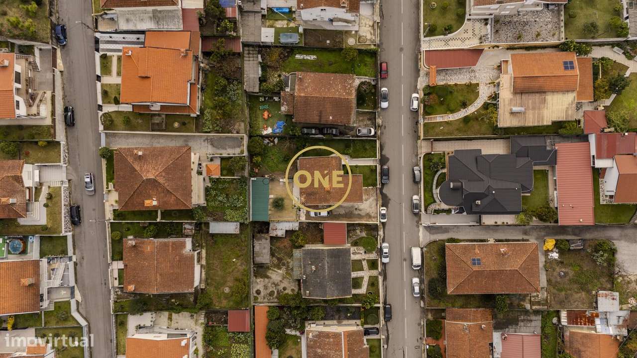 Moradia T1+ T3 em Vale S. Martinho - V.N. Famalicão-38