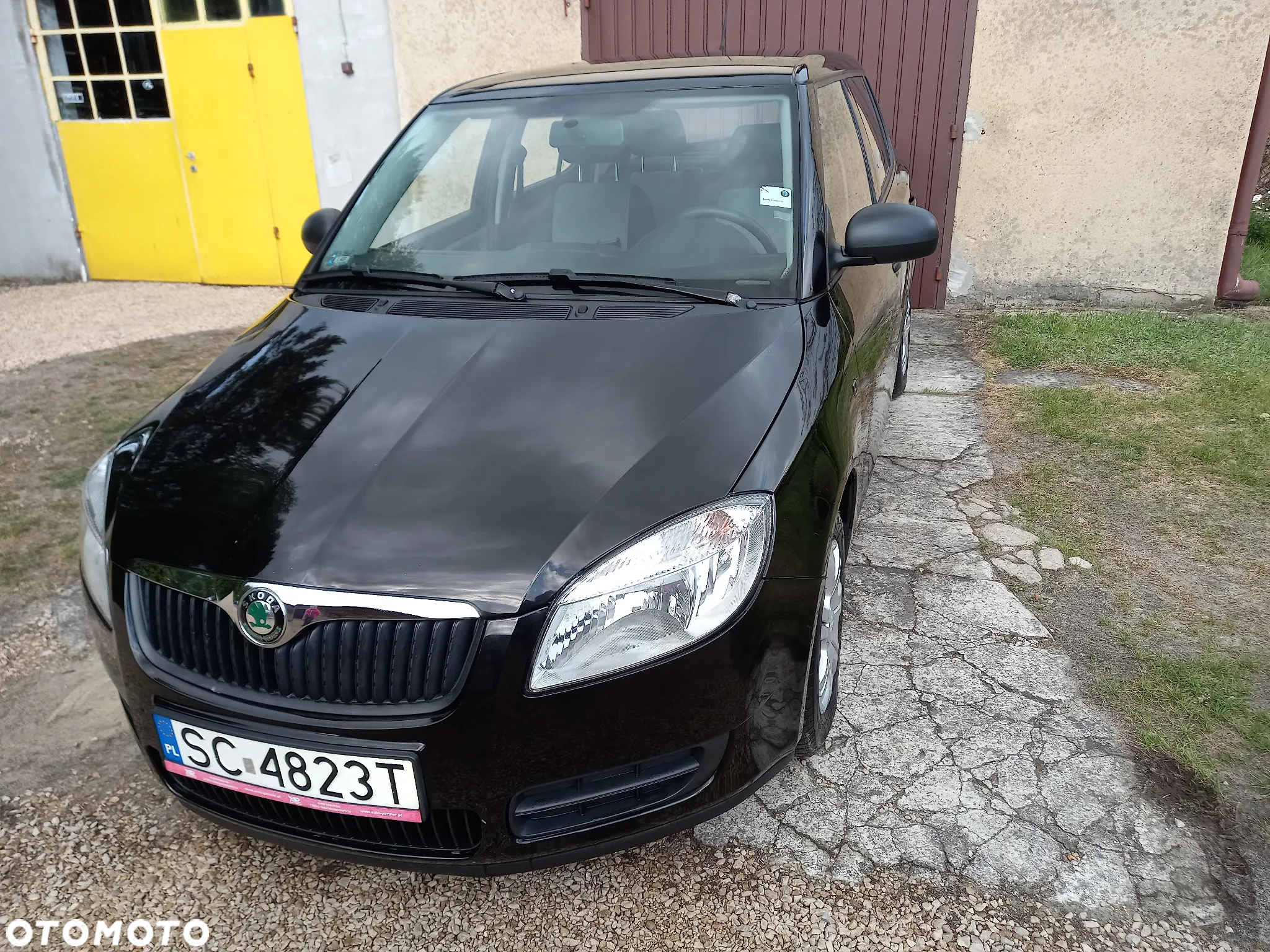 Skoda Fabia 1.2 HTP Easy - 2