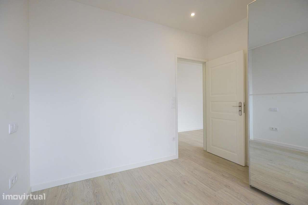 Apartamento T1 Renovado | Matosinhos Sul - Grande imagem: 5/25