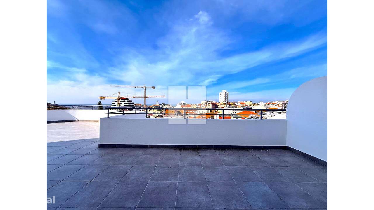 T0 NOVO c/ Terraço no Bairro Novo-2