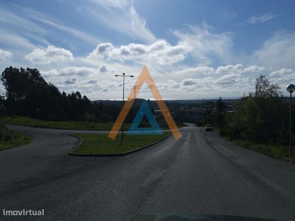 LOTES DE TERRENO Urbanização de Luxo - Grande imagem: 5/8