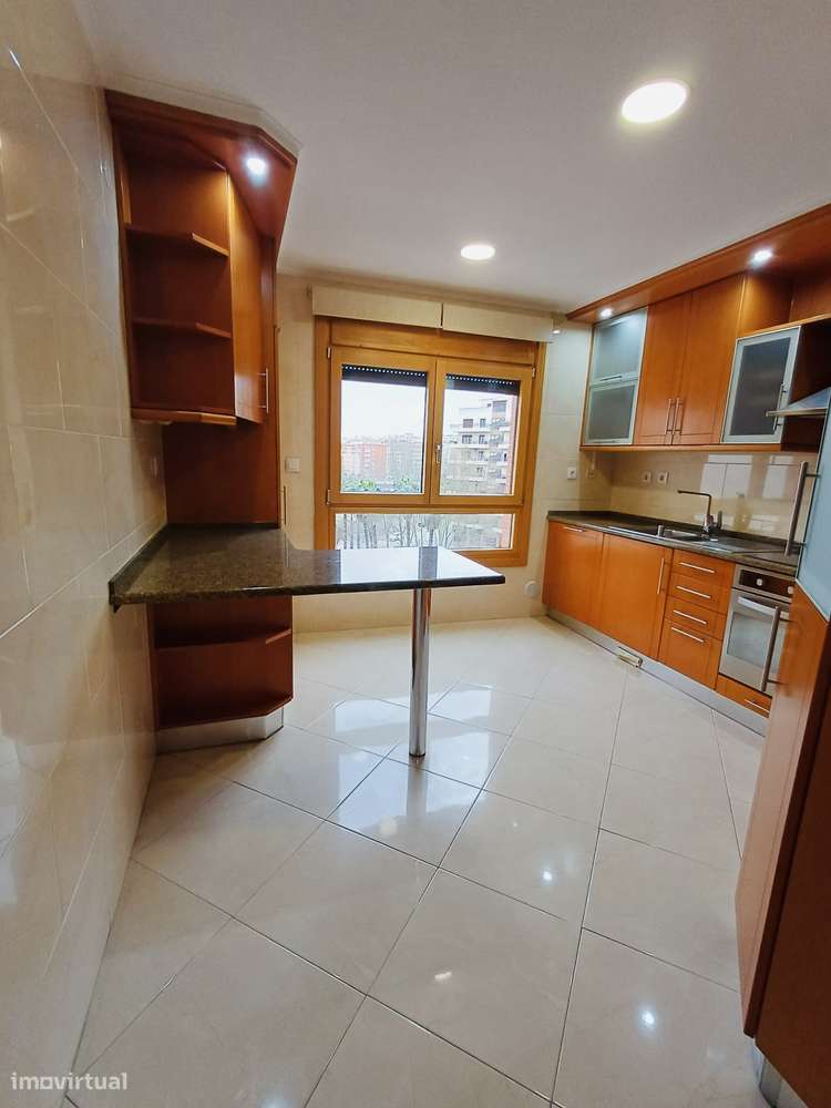 T3 Premium 150 m2, varandas e 4 estacionamentos | Colinas do Cruzeiro-10