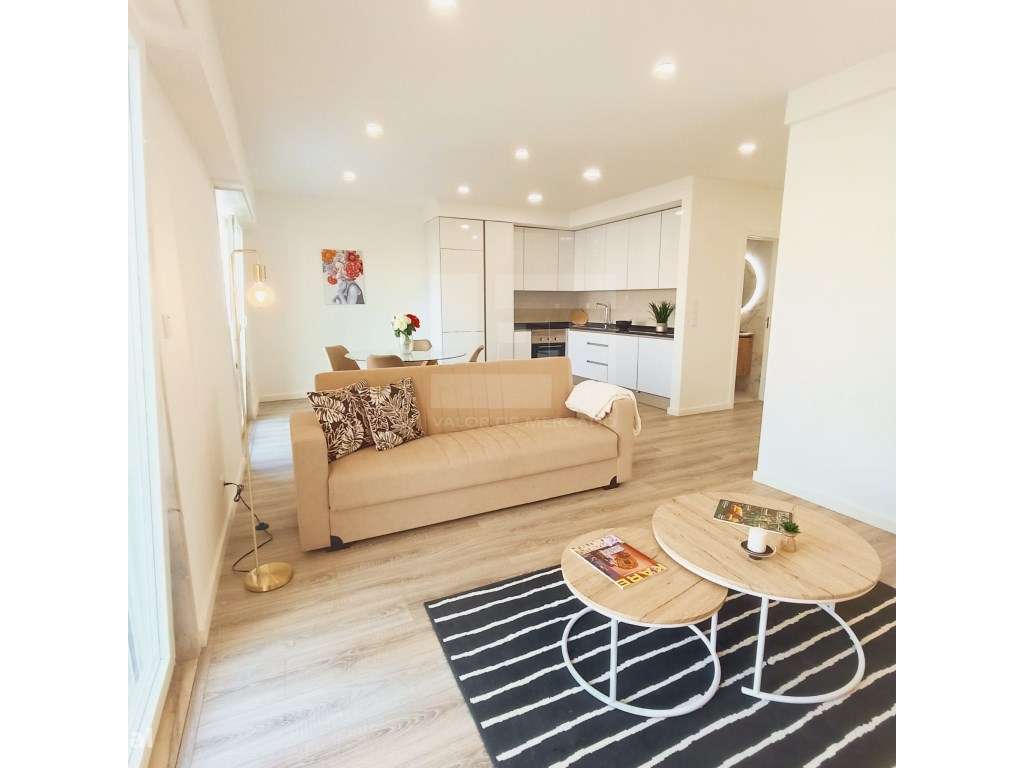 Apartamento t3 à venda na Rua João Ortigão Ramos, - Grande imagem: 4/22