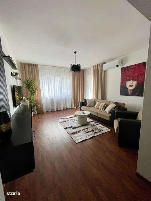 Apartament cu 3 camere,80mp, Zona Buna ziua,Parcare, Garaj individual - Imagine principală: 5/8