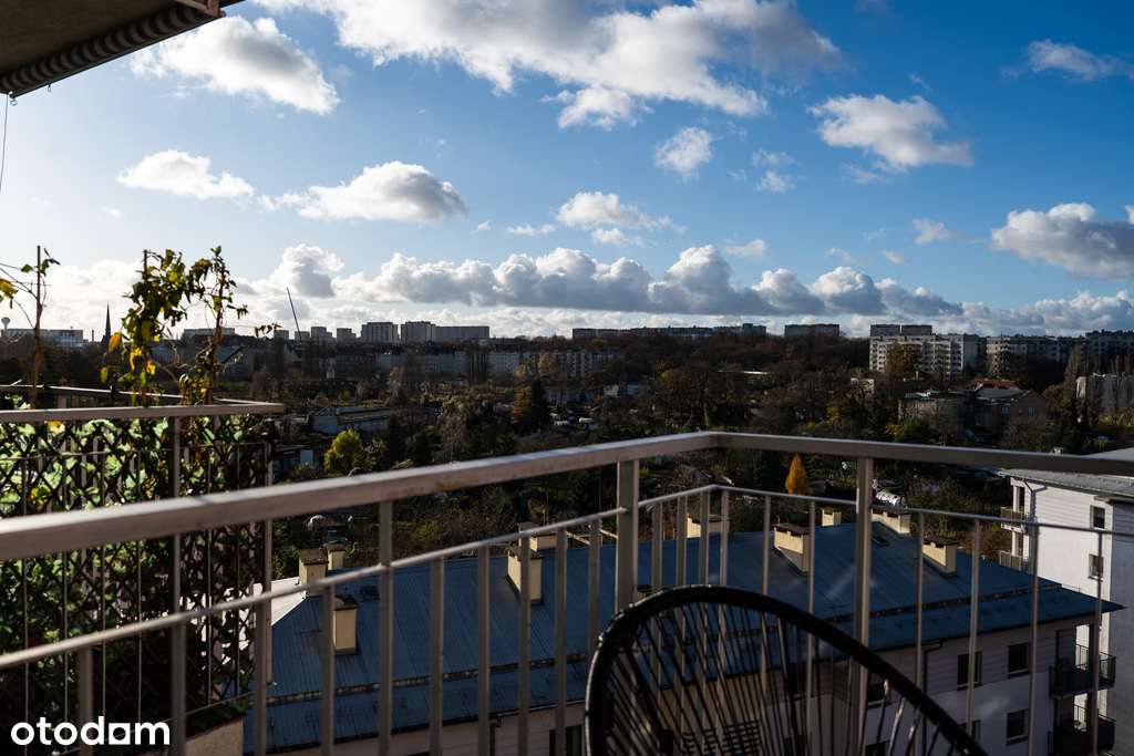 Nowoczesna kawalerka z widokowym balkonem-19