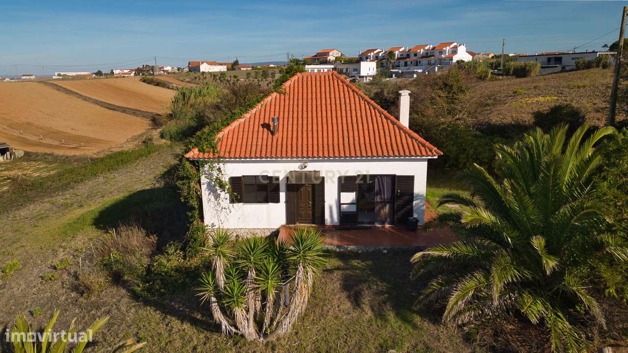 Casa com charme, vista mar e muito potencial-1