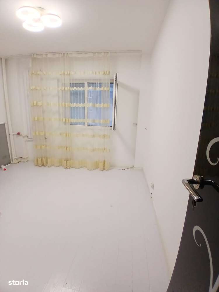 Apartament 3 camere decomandat | 70 mp| Parter|Str. Barca – Sector 5-4