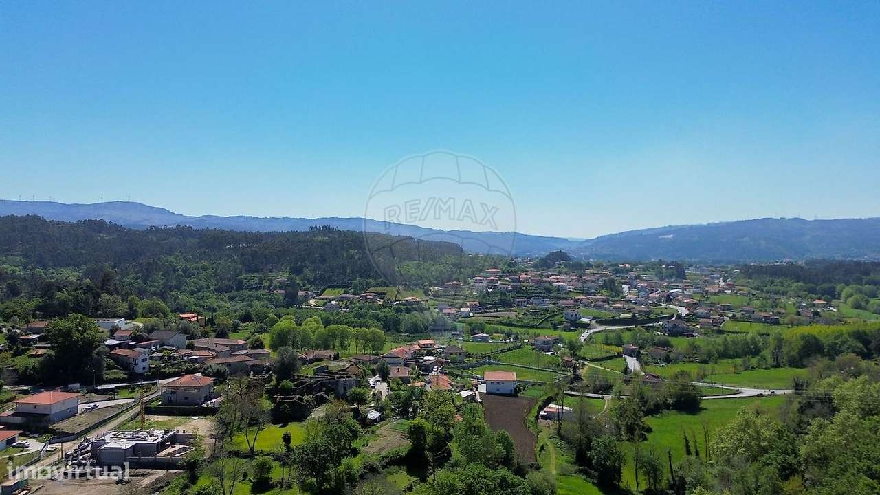 Moradia T5 para venda-6