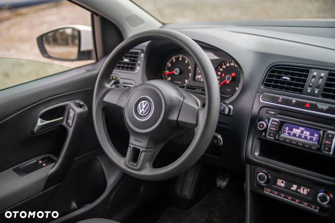 Volkswagen Polo 1.4 Comfortline - 17