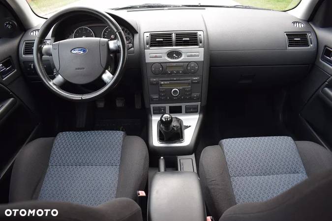 Ford Mondeo 1.8 Trend - 5