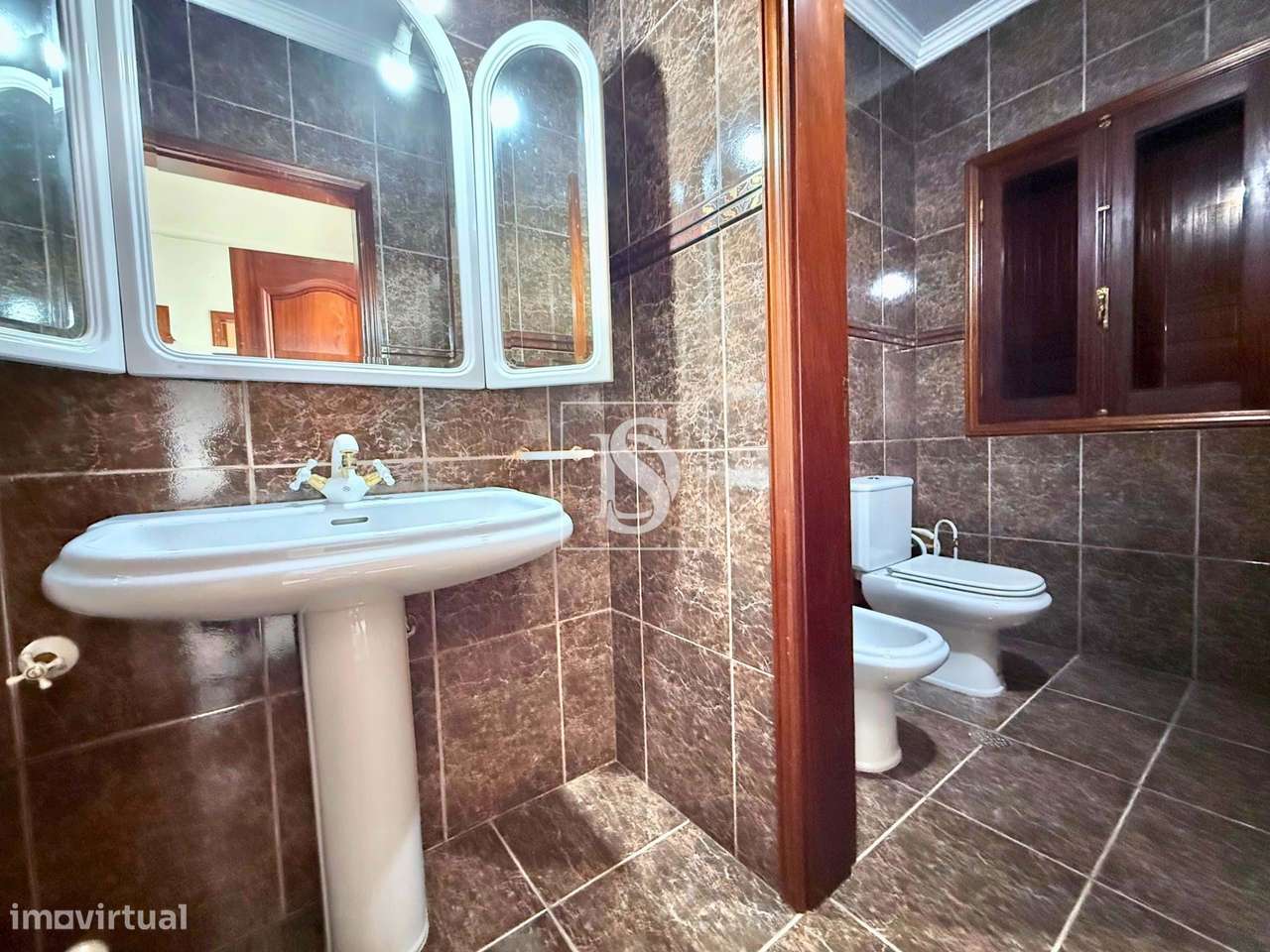 Moradia com 6.160 m² de terreno – Viana do Castelo-31