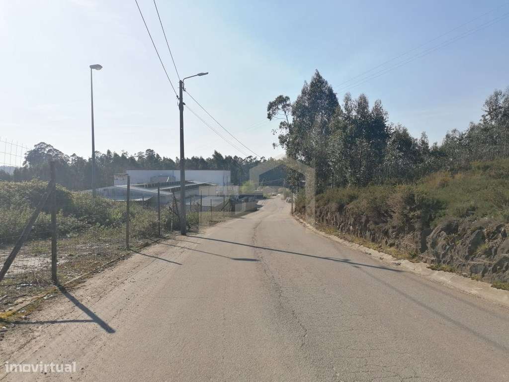 Lote de Terreno Industrial em Vilarinho das Cambas - Grande imagem: 2/6