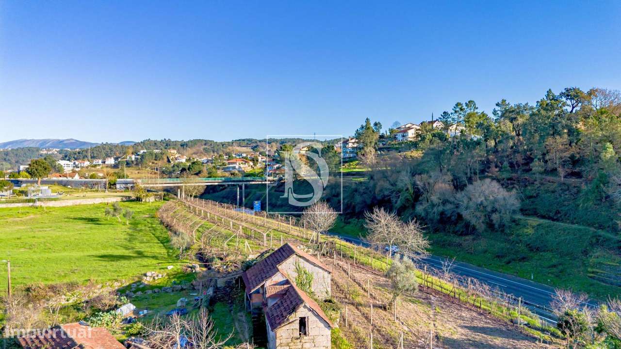 Moradia para Restauro com Terreno - Cepelos Amarante-42