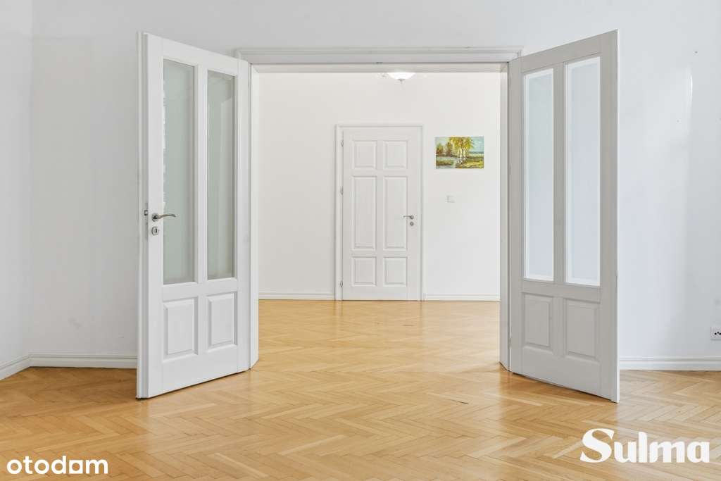 Klasyka w zabytkowej kamienicy - w sercu Katowic - Pełny obrazek: 2/19