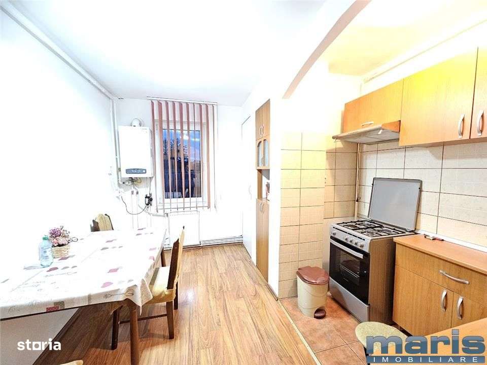 Inchiriere apartament 2 camere zona Tudor etaj 4 din 10 B. 1 Dec 1918 - Imagine principală: 3/9