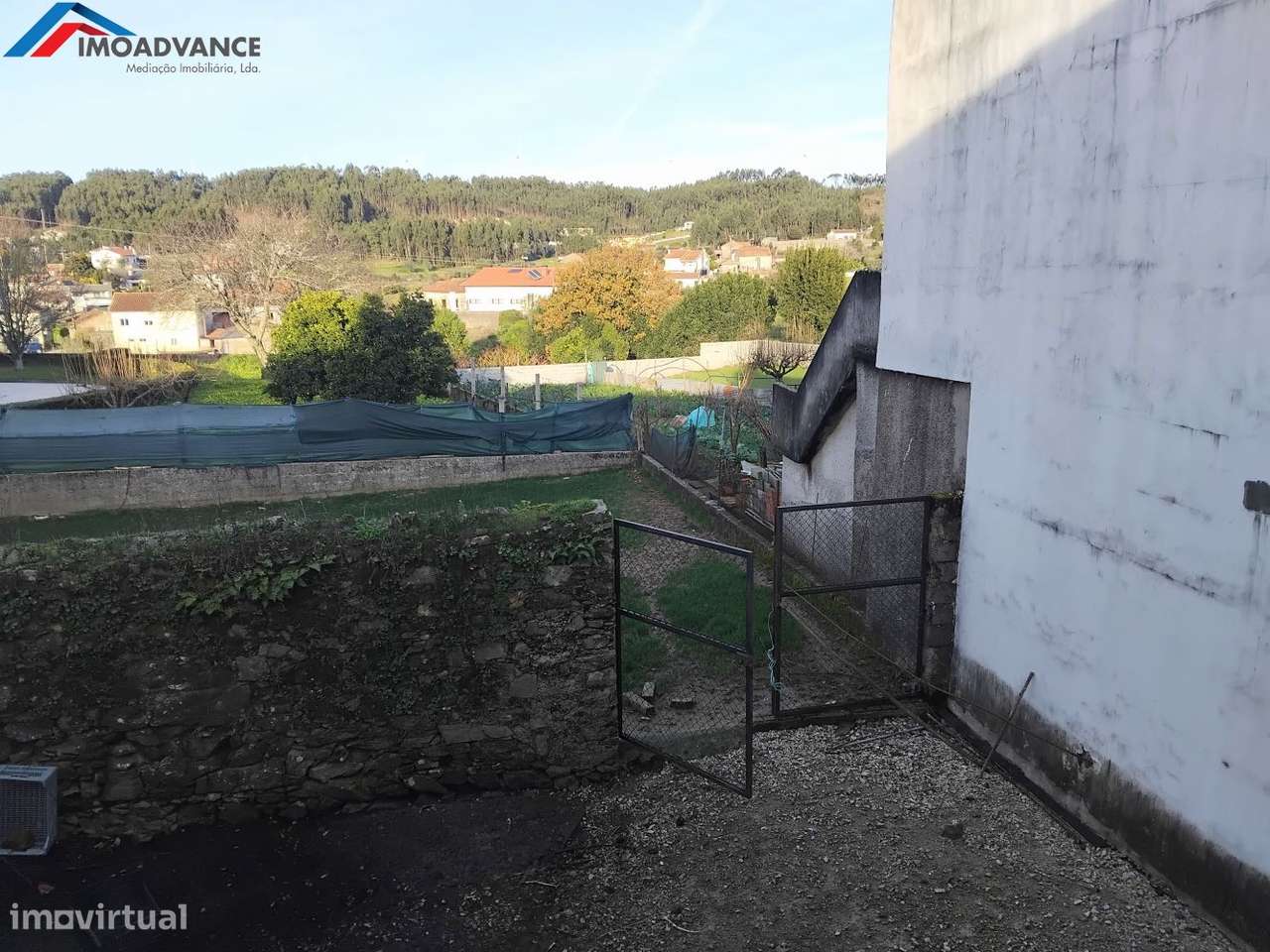 Casa centenária situada numa aldeia no concelho de Penacova, Coimbra-11
