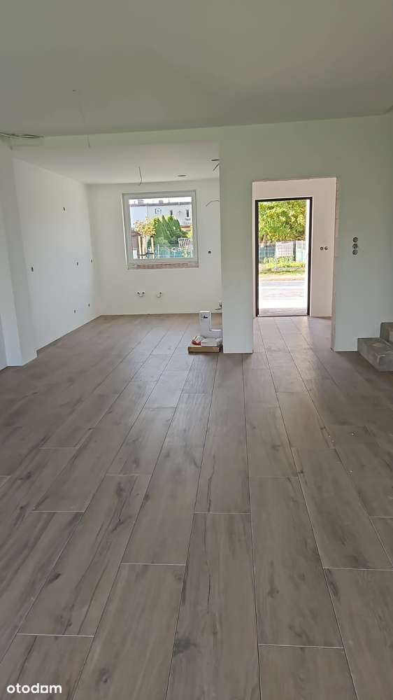 Nowoczesne mieszkanie z ogrodem-5