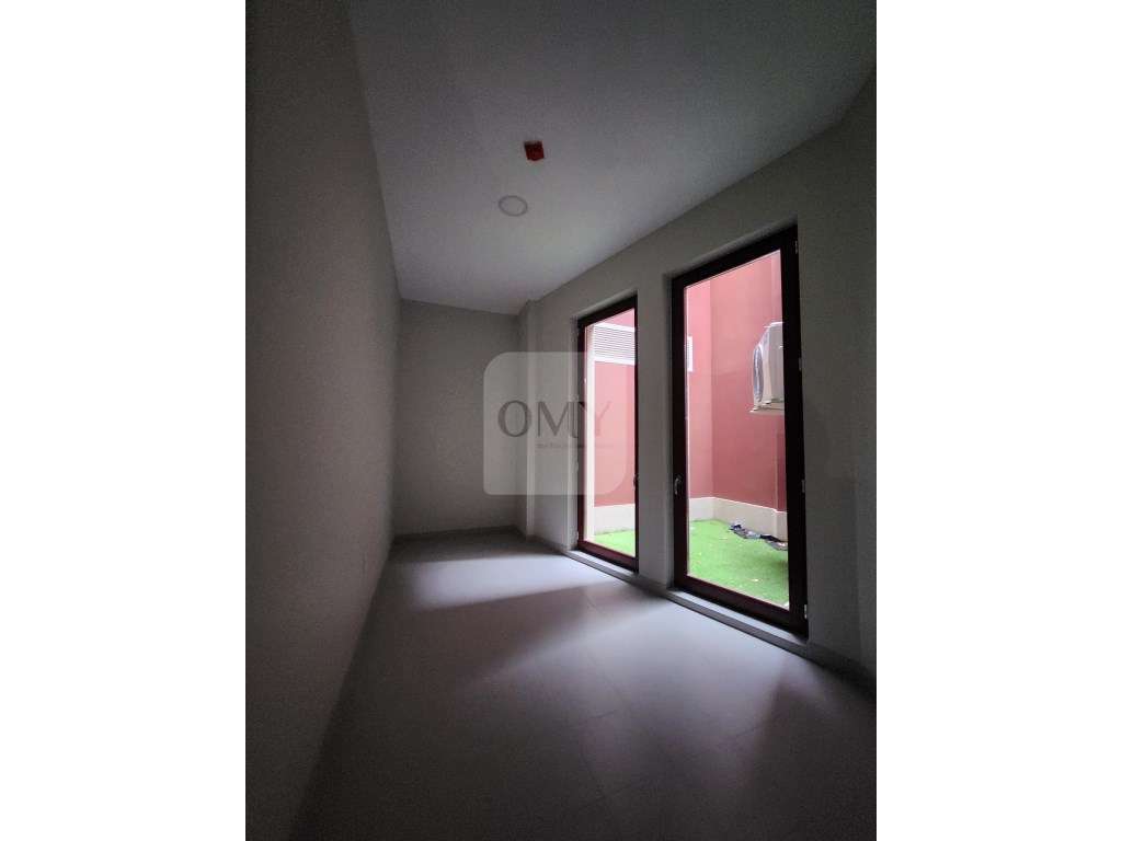 Loja de 82 m2 no Centro Histórico de Vila Real - Grande imagem: 2/5