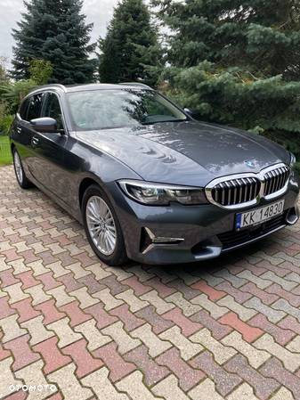 BMW Seria 3 318i Luxury Line - 2